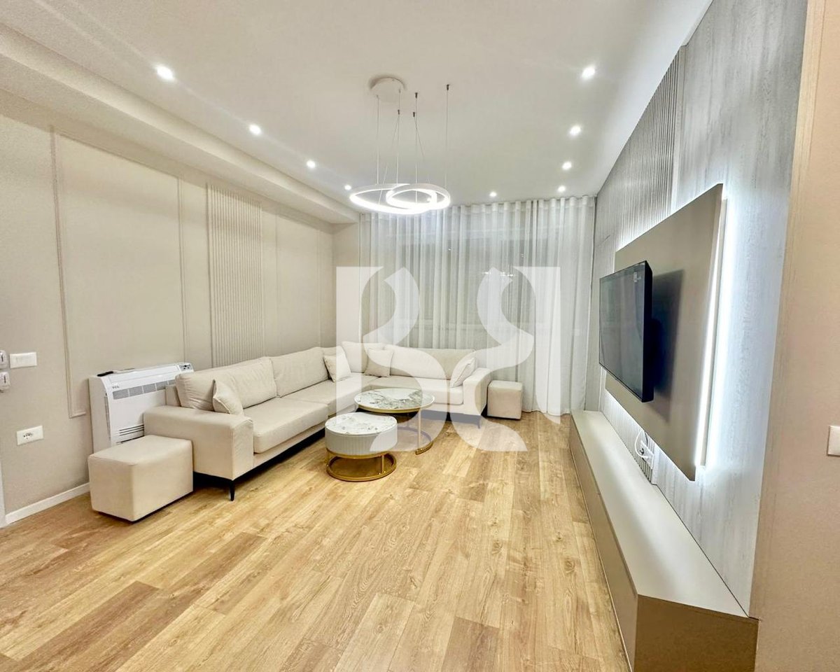 JEPET ME QIRA APARTAMENT 2+1+2 – SHKOLLA E KUQE, TIRANË