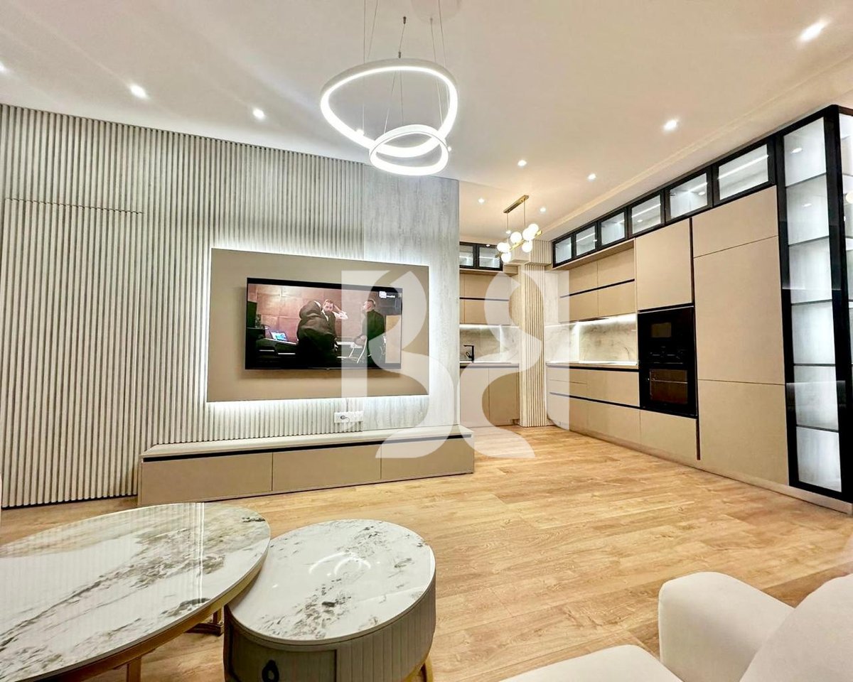 JEPET ME QIRA APARTAMENT 2+1+2 – SHKOLLA E KUQE, TIRANË