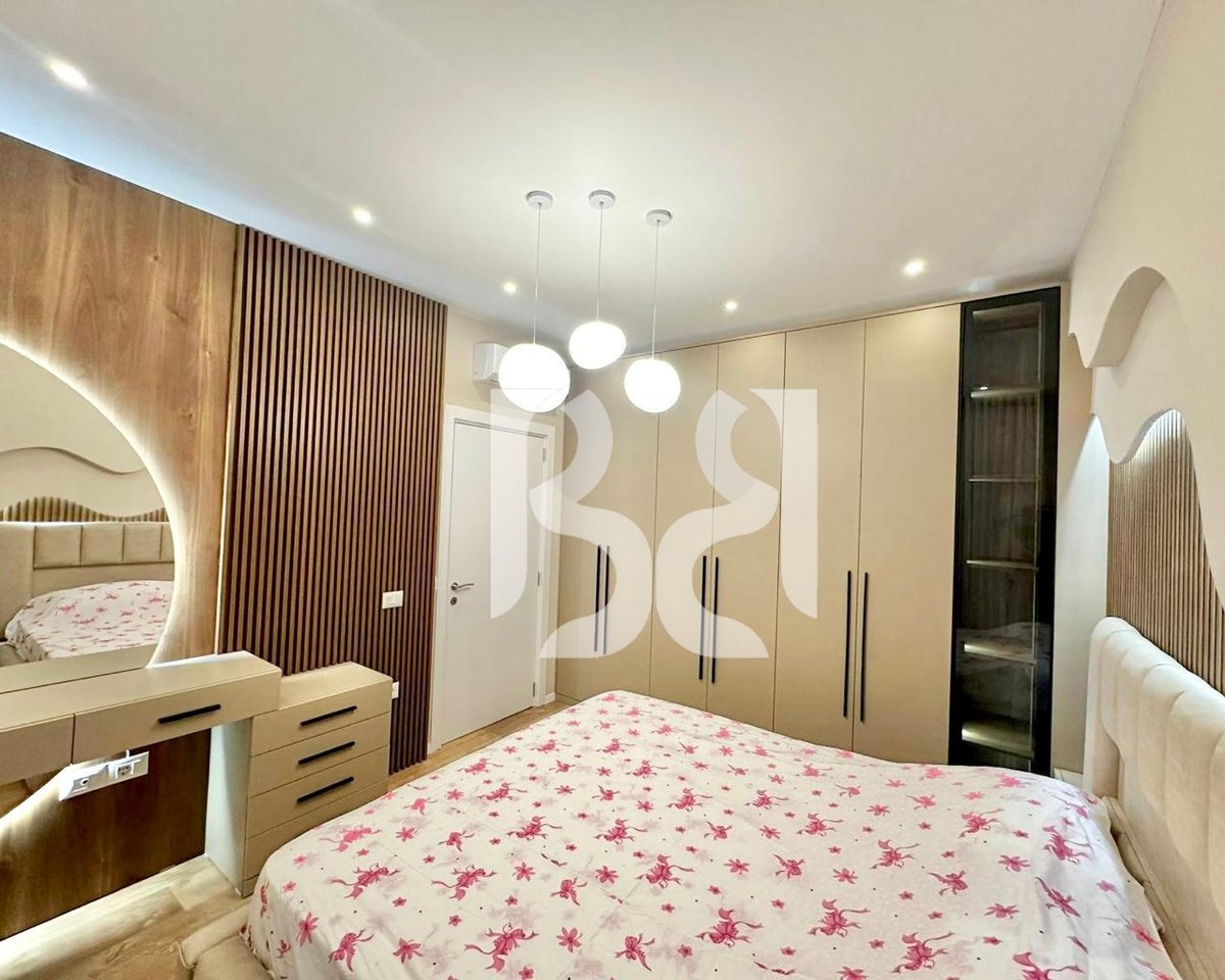 JEPET ME QIRA APARTAMENT 2+1+2 – SHKOLLA E KUQE, TIRANË