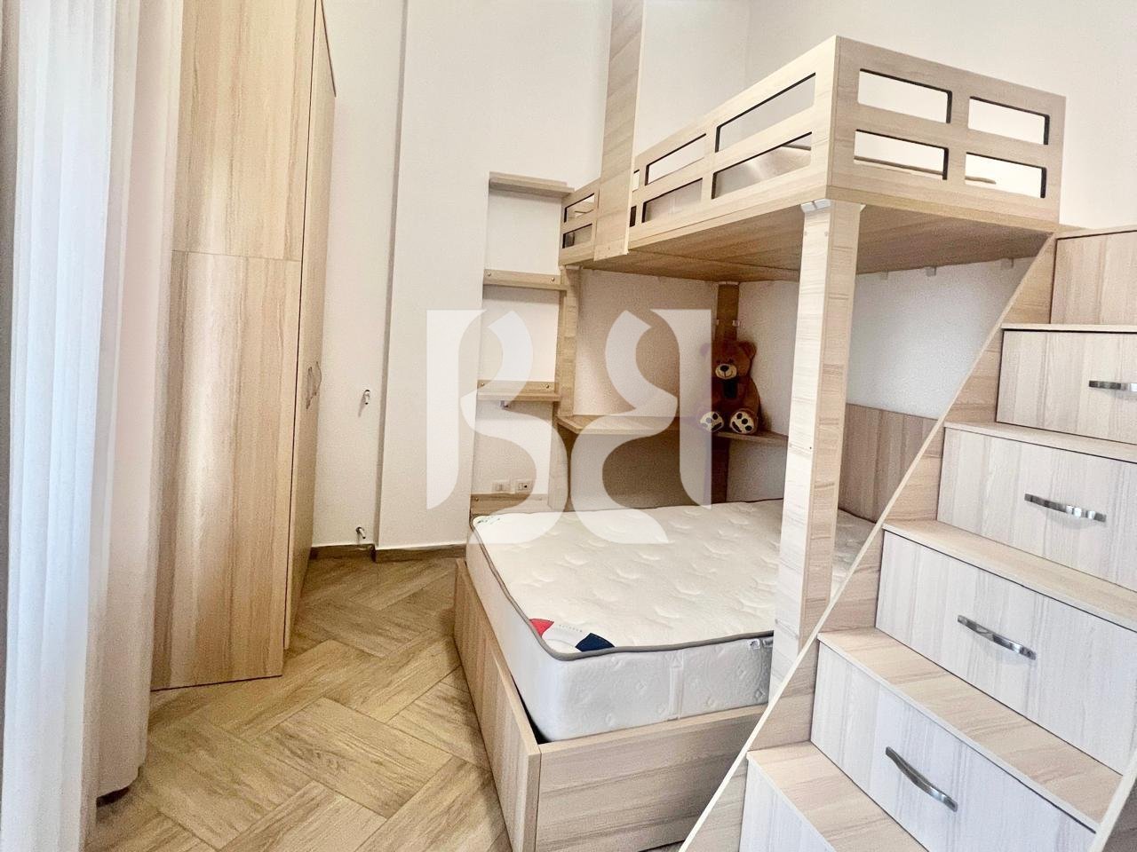 APARTMENT 2+1+2 BATHROOMS+VERANDA FOR RENT, DRY LAKE