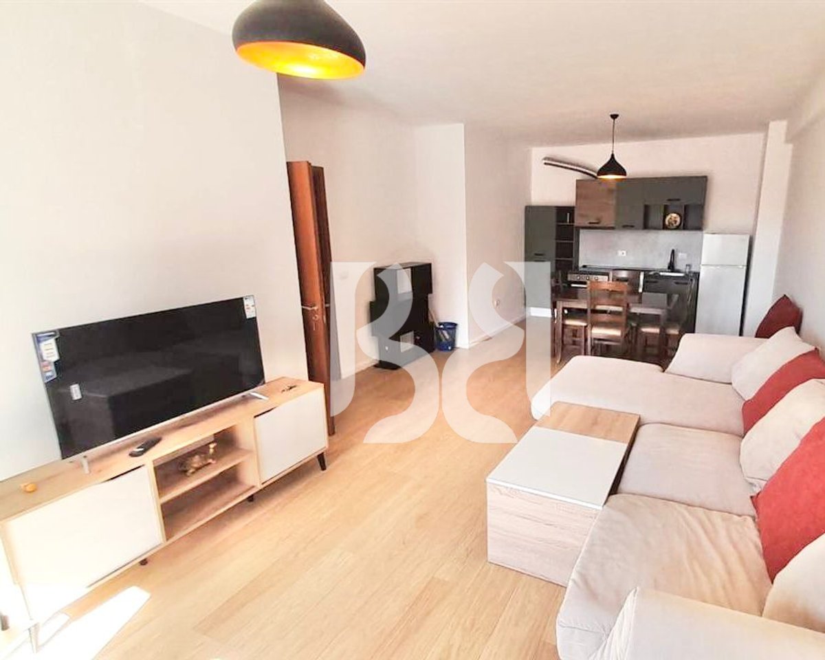 Apartament 1+1 me Qira në Bllok – Tiranë | Lokacion Premium