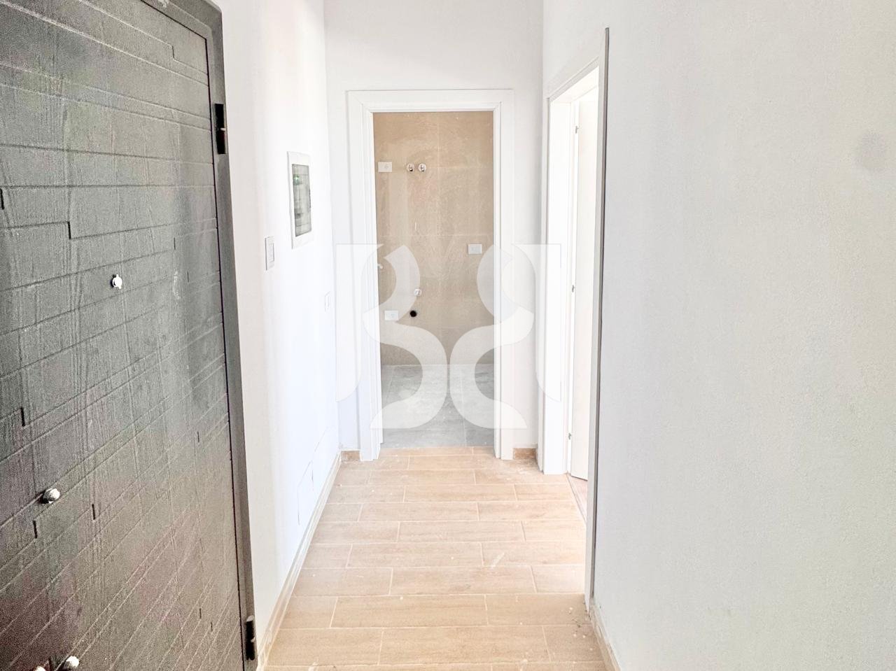 SHITET APARTAMENT 1+1 ME BALLKON - RRUGA JORDAN MISJA