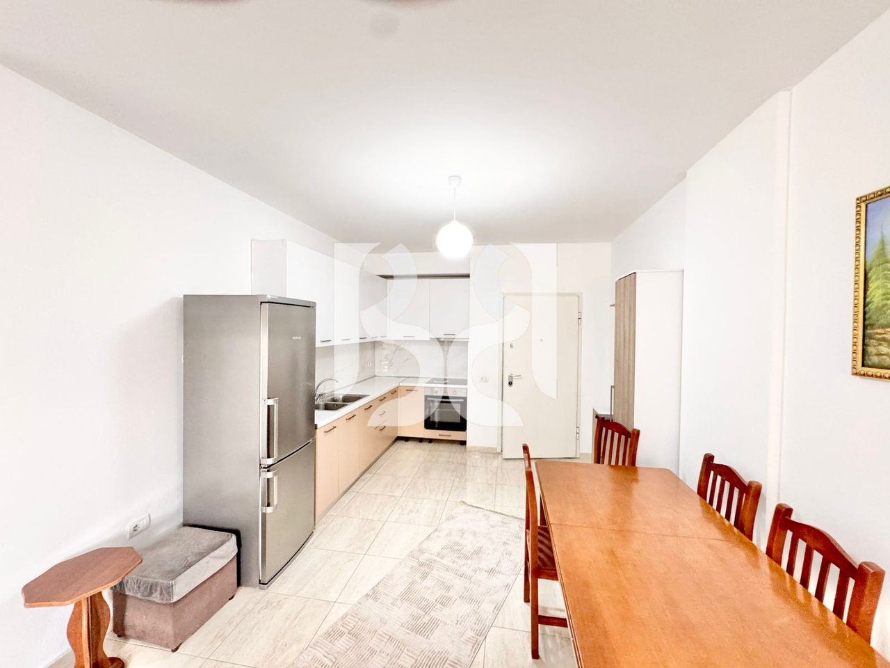 APARTAMENT ME QIRA NE KOMUNEN E PARISIT 2+1