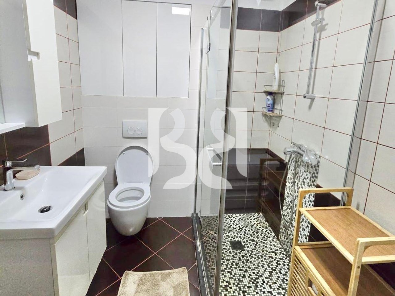 APARTAMENT 1+1 ME QIRA, LIQENI I THATE, RRUGA HAMDI GARUNJA
