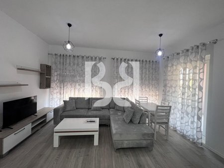 APARTAMENT 2+1+BALLKON  ME QIRA,KOMPLEKSI MANGALEM