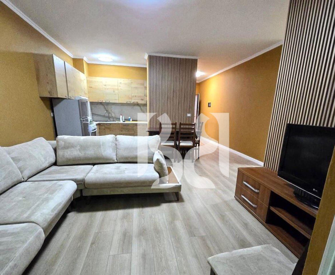 Appartamento 2+1+2 in Affitto nel Comune di Parigi – Vista Fantastica e Posizione Premium