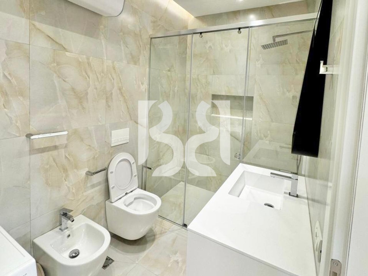 APARTMENT 3+1+2 FOR RENT FORMER AVIATION FIELD