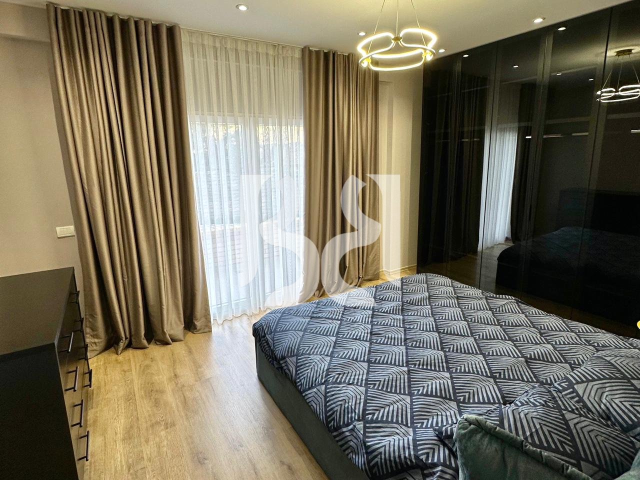 APARTAMENT ME QIRA 3 +1+2+POST PARKIMI NE FARKE /LAKE LAND  – Mobilim Modern dhe Vendndodhje Strategjike*