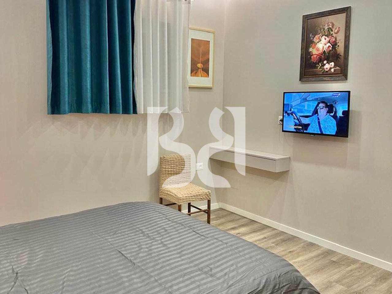 APARTMENT 1+1 FOR RENT NEAR PAZARI I RI, QEMAL STAFA STREET