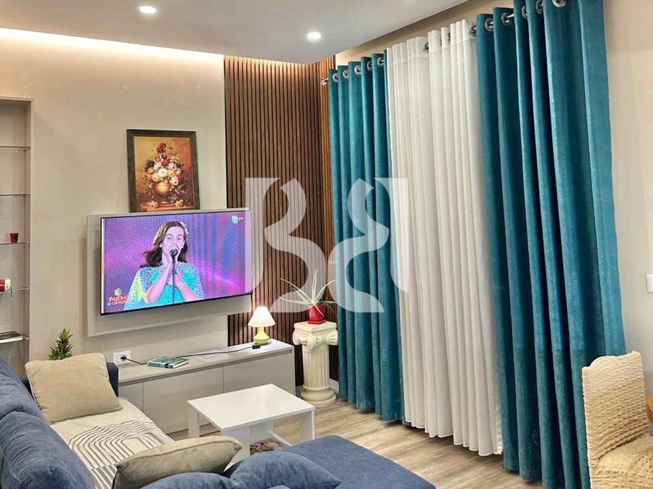 APARTMENT 1+1 FOR RENT NEAR PAZARI I RI, QEMAL STAFA STREET