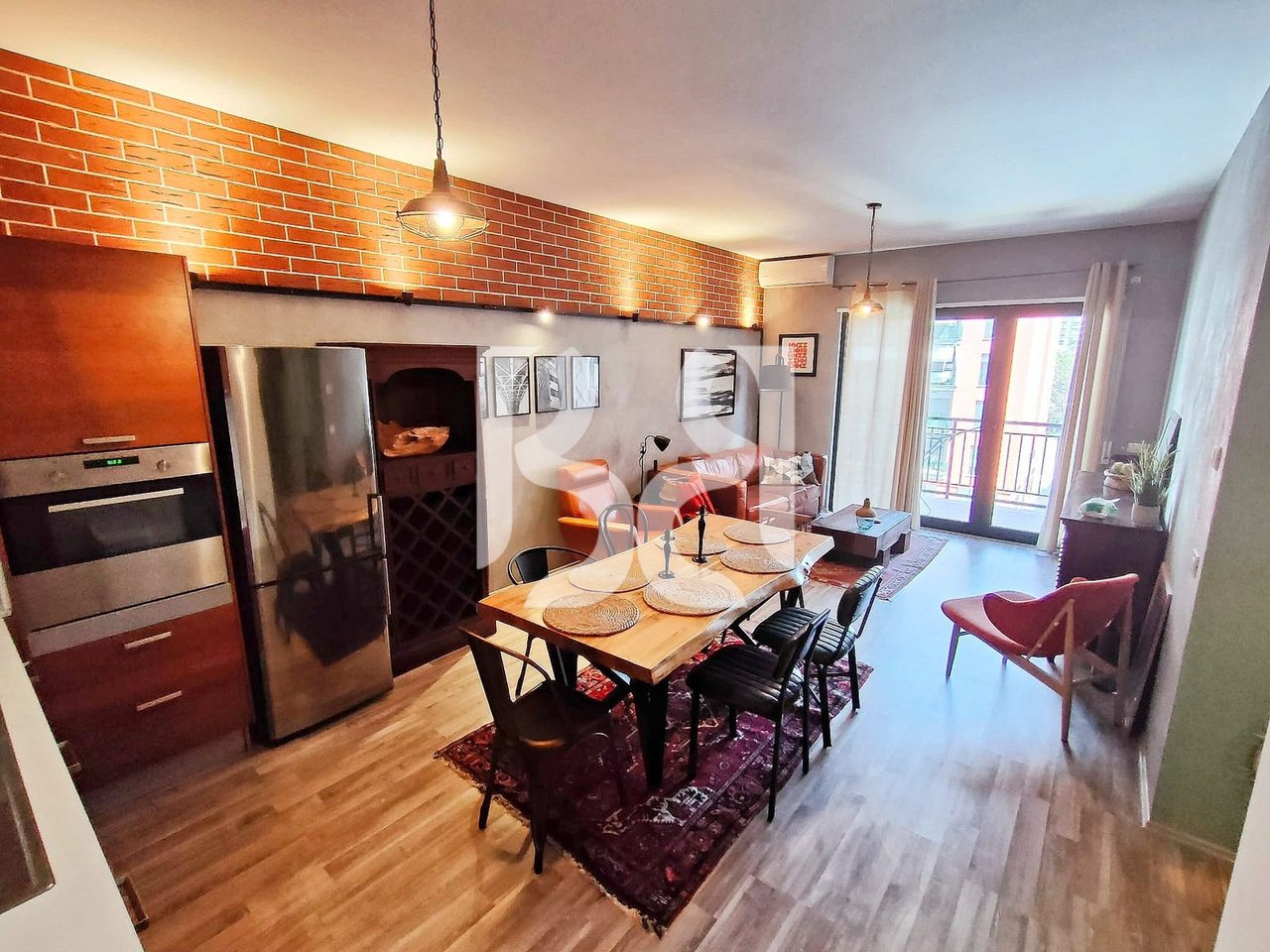 *APARATAMENT 2+1+2 ME SHITJE  GREEN CITY ASTIR