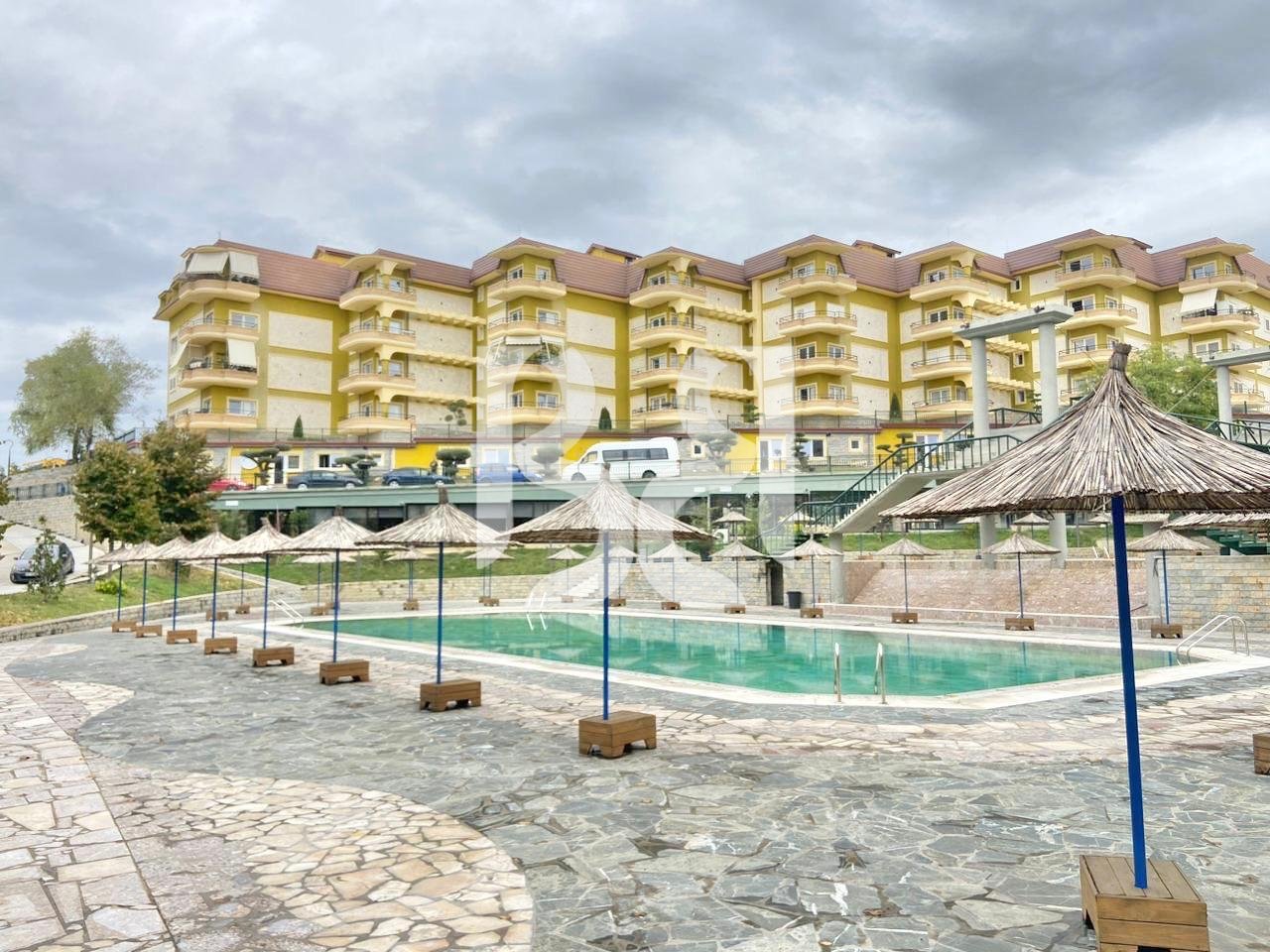 APARTAMENT 1+1 NE SHITJE LAKELAND FARKE*