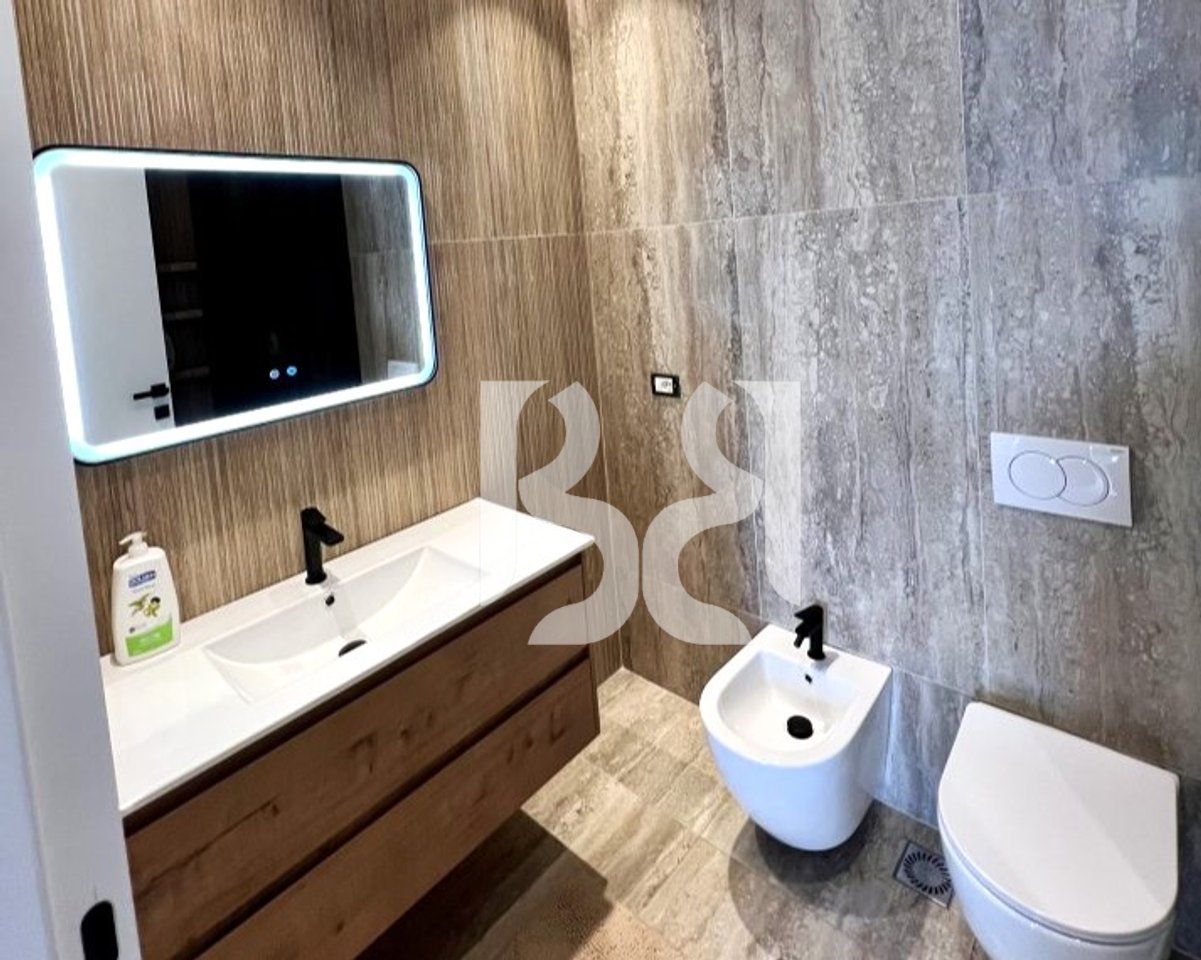 APARTAMENT ME QIRA 2+1+2 KOMUNA E PARISIT*