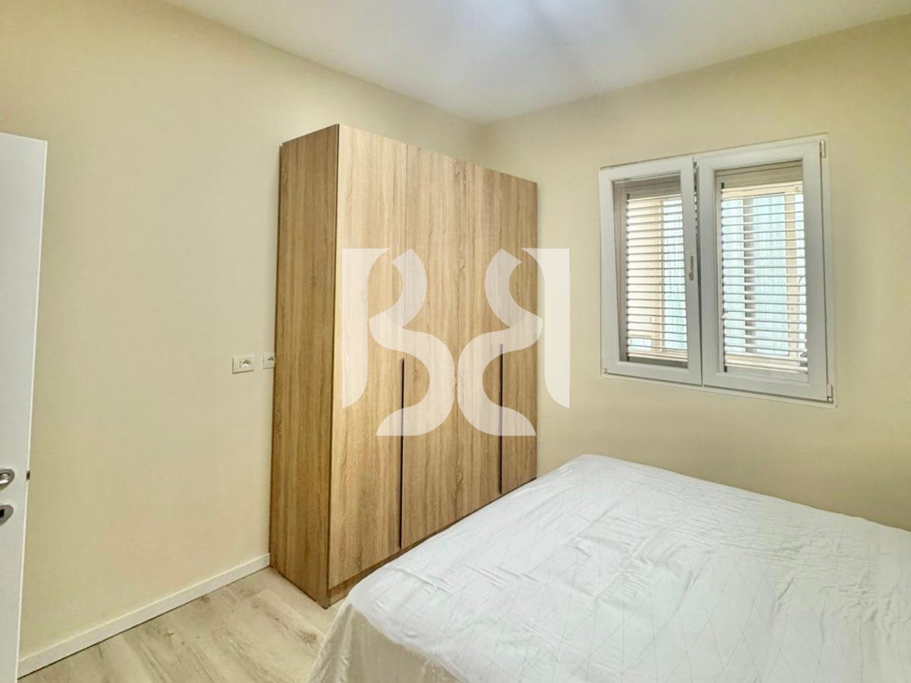 APARTMENT 1+1 FOR RENT NEAR WILLSON SQUARE