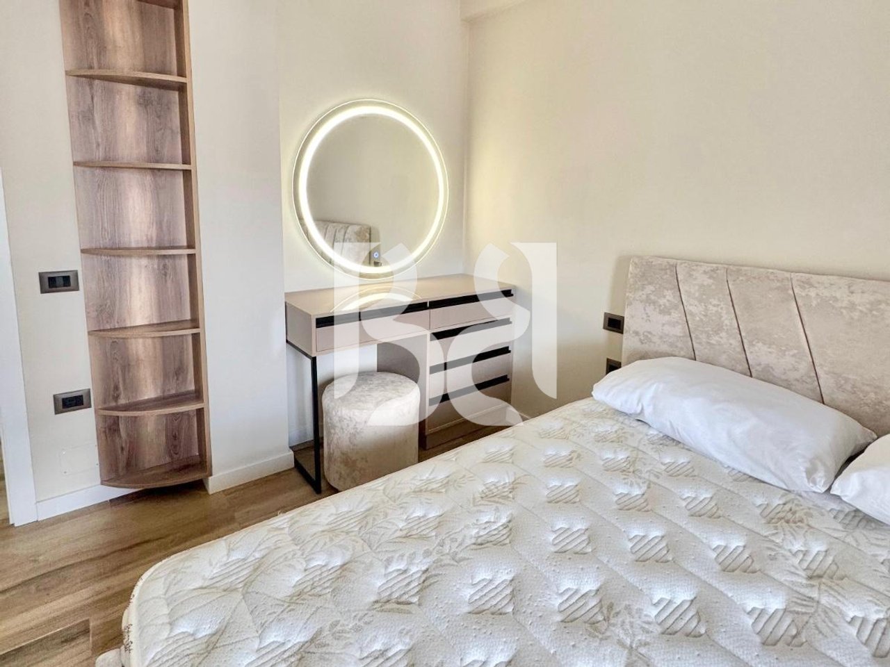 APPARTAMENTO IN AFFITTO 1+1+BALCONE VICINO PIAZZA 21 VIA KAVAJES