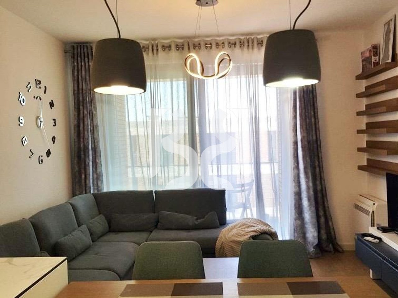 APARTAMENT ME QIRA 2+1+2 FIORI DI BOSCO