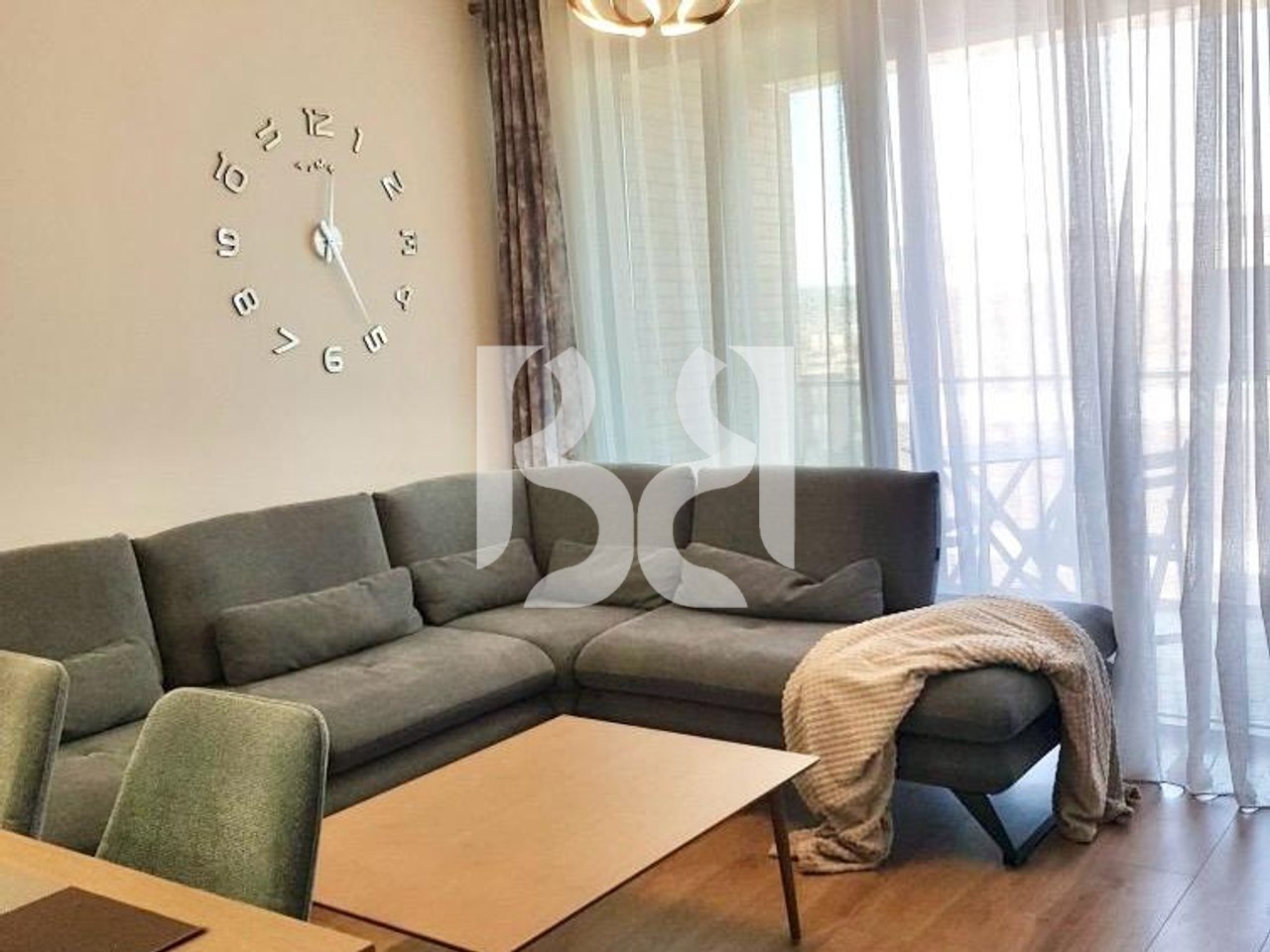 APARTAMENT ME QIRA 2+1+2 FIORI DI BOSCO