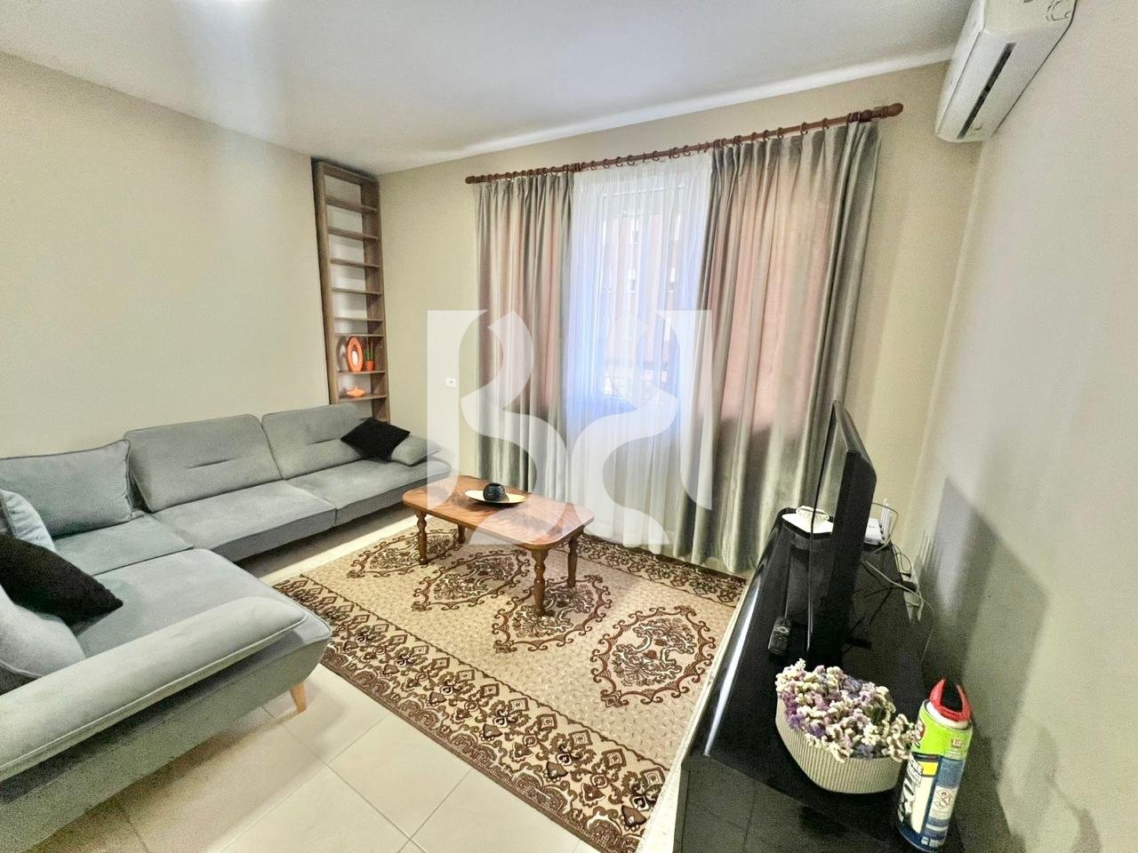 APARTAMENT ME QIRA 1+1+BALLKON TEK FUSHA E AVIACIONIT**