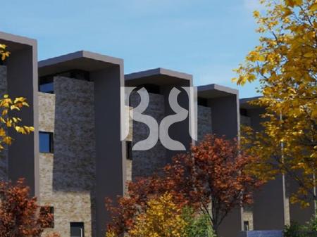 TRIPLEX LUKSOZE ME VERANDË PANORAMIKE – JETESË ELITARE NË PRIVATËSI TOTALE