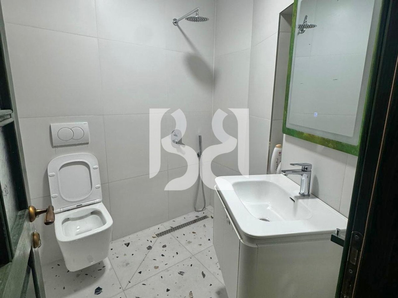 SHITEN 2 APARTMENTS READY FOR B*B IN POGRADEC 115,000 EURO*