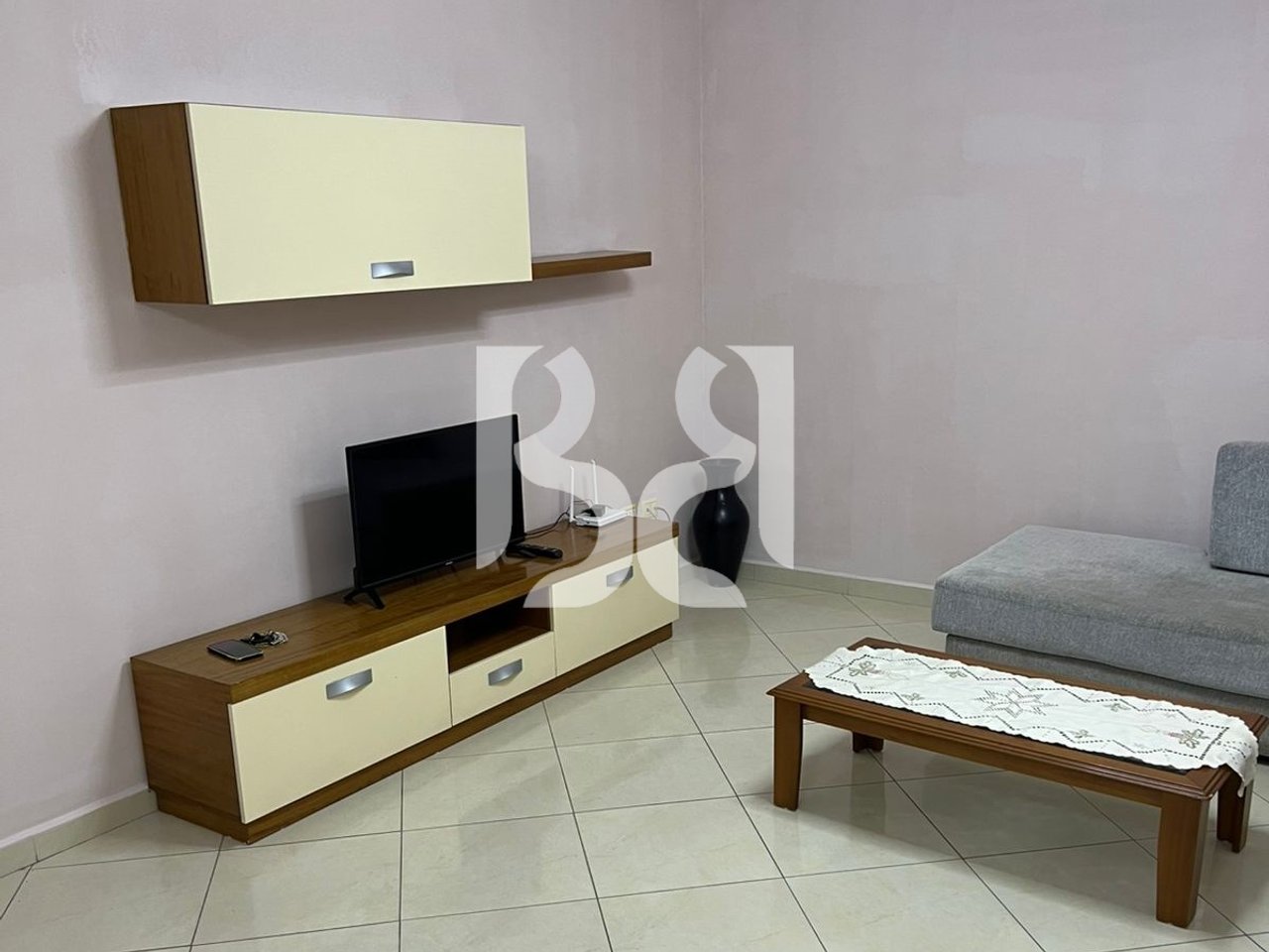 JEPET ME QIRA 1+1 NE ASTIR.**