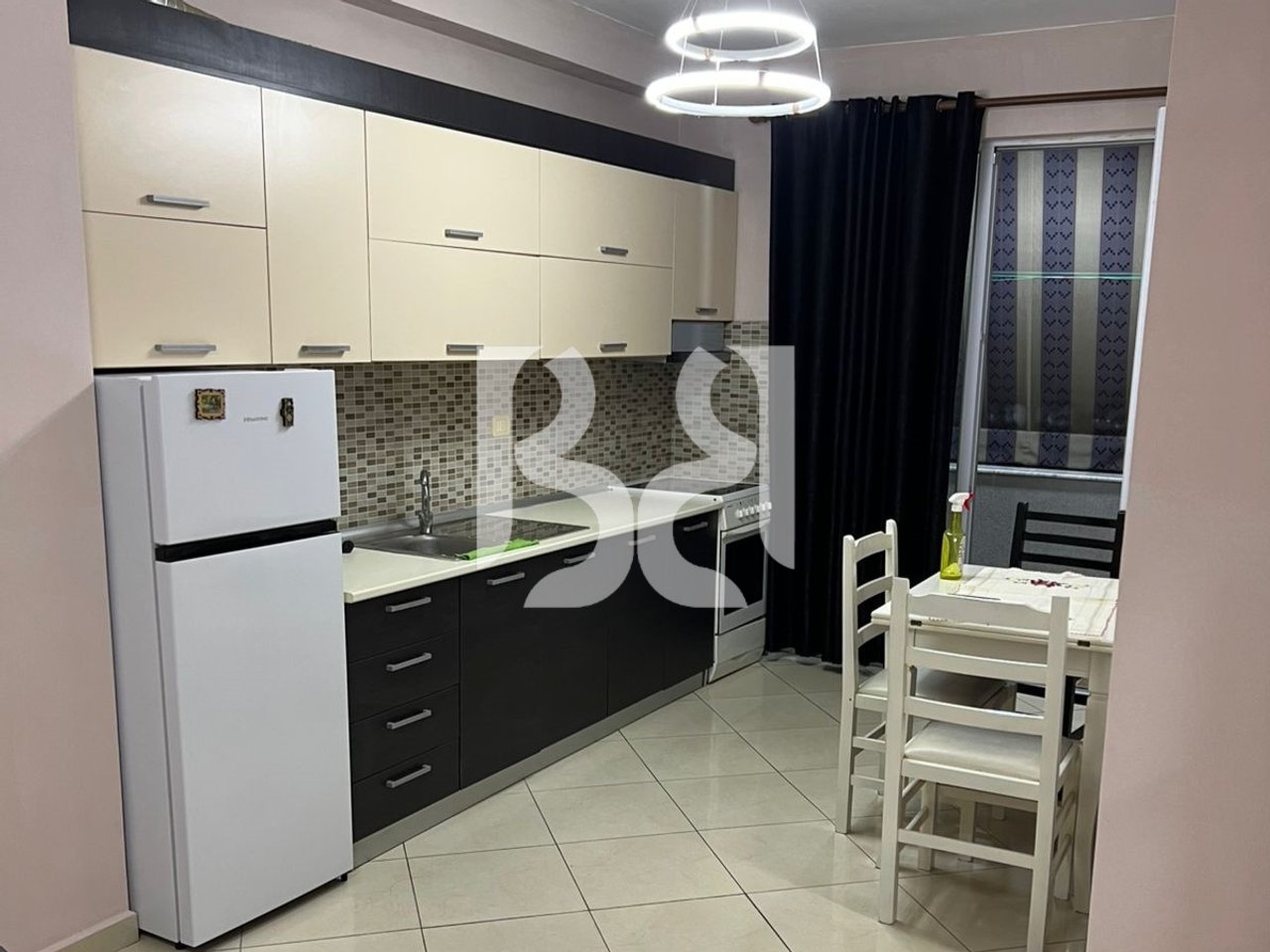 JEPET ME QIRA 1+1 NE ASTIR.**