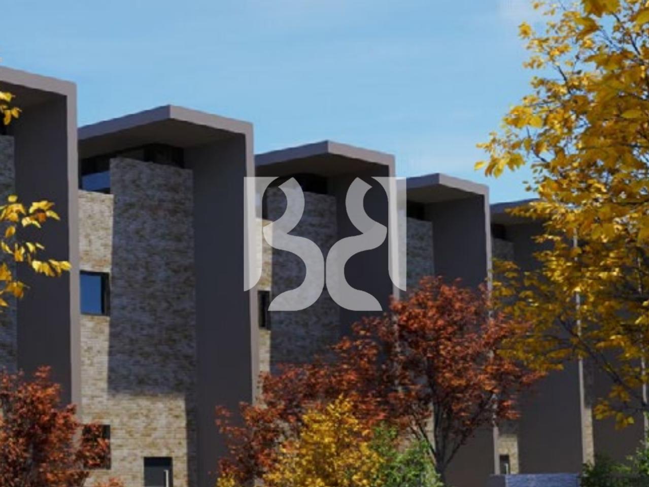 TRIPLEX LUKSOZE ME VERANDË PANORAMIKE – JETESË ELITARE NË PRIVATËSI TOTALE