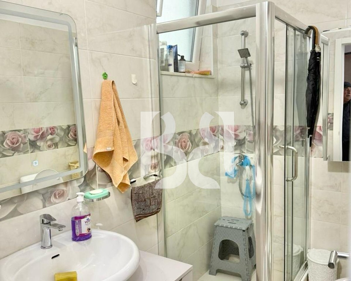 SHITET APARTAMENT 2+1+2 TEK LIQENI I THATE