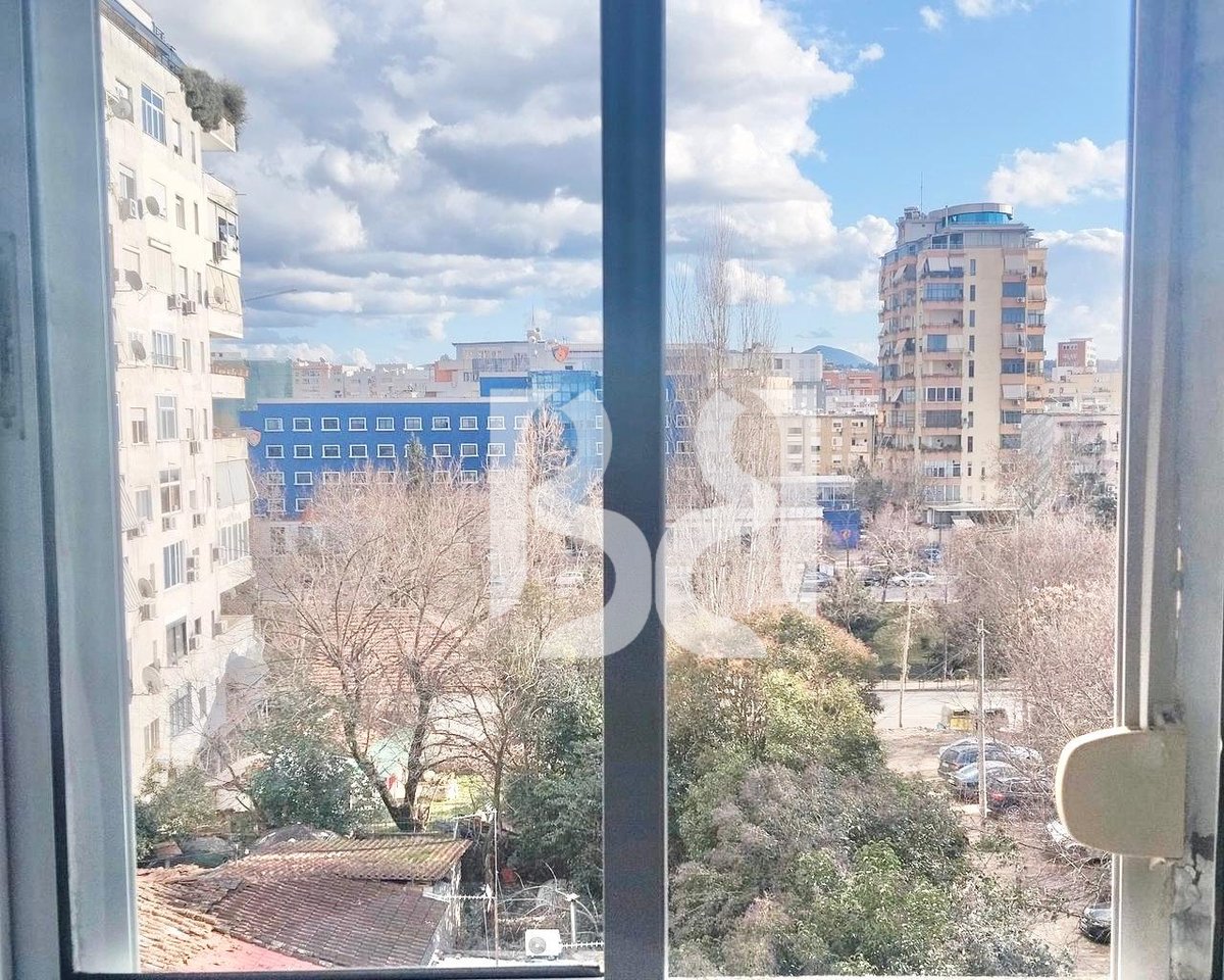 APARTAMENT NE SHITJE 2+1 TEK PAZARI I RI