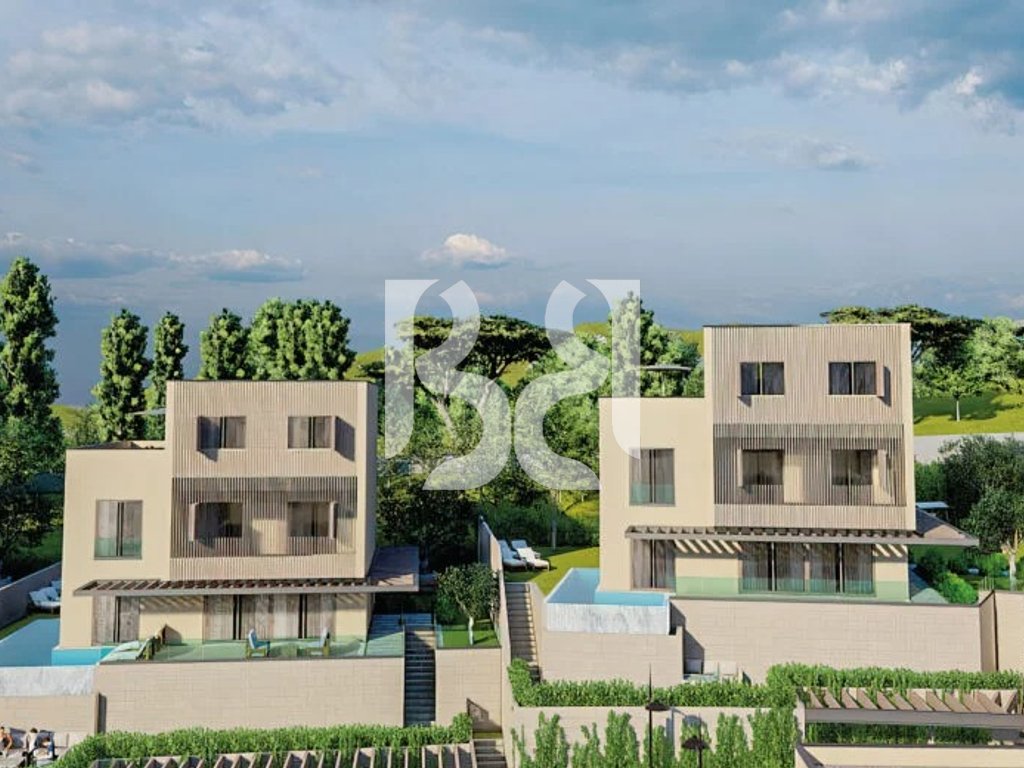 VILË LUKSOZE ME PISHINË PRIVATE & VERANDË PANORAMIKE – JETESË ELITARE NË PRIVATËSI TOTALE