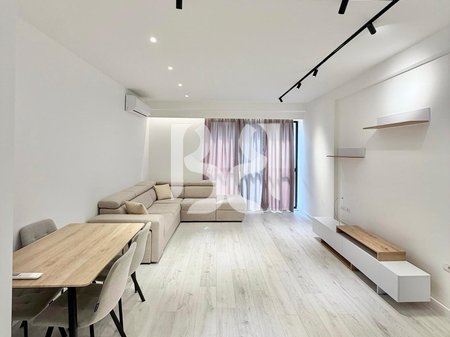 APARTAMENT ME QERA 1+1+PARKIM NE ASTIR, URBAN GATE