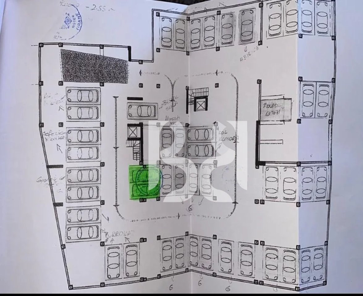 SHITEN 2 POSTE PARKIMI TEK ALI DEMI, RRUGA IDRIZ DOLLAKU