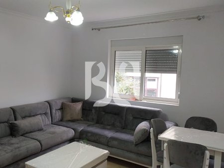 JEPET APARTAMENT 1+1 ME QIRA NE XHAMLLIK*