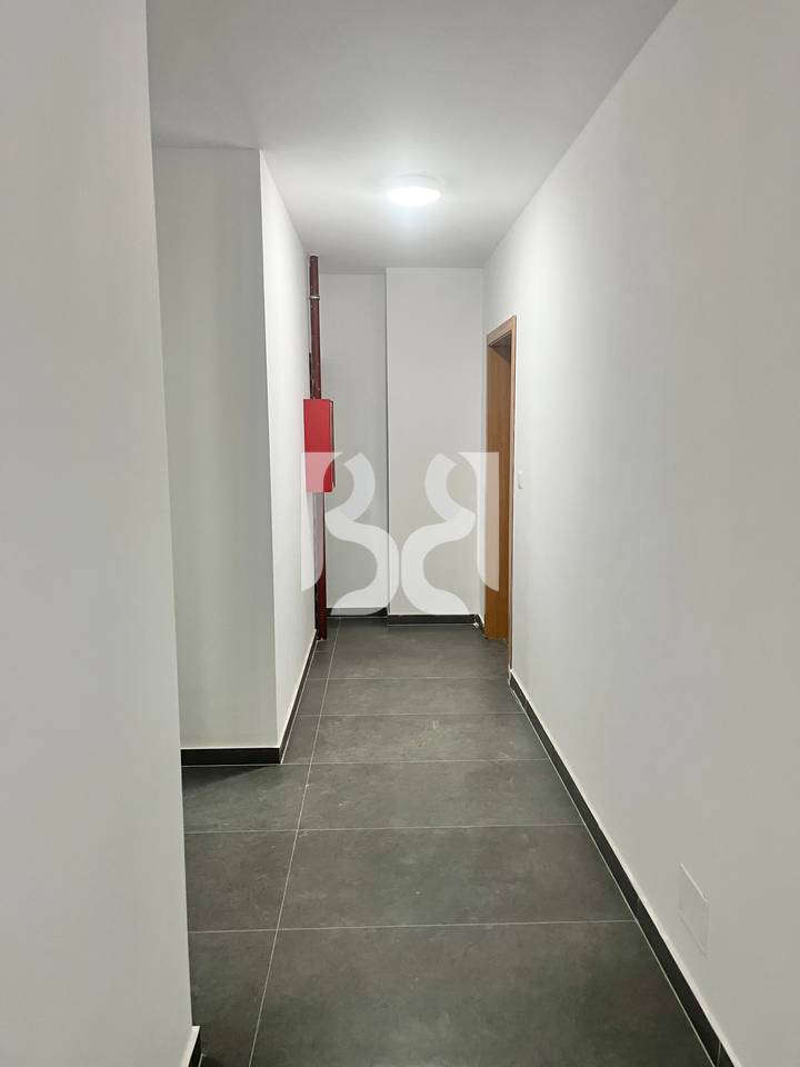 SHITET APARTAMENT 2+1+2+BALLKON  XHAMLLIK*