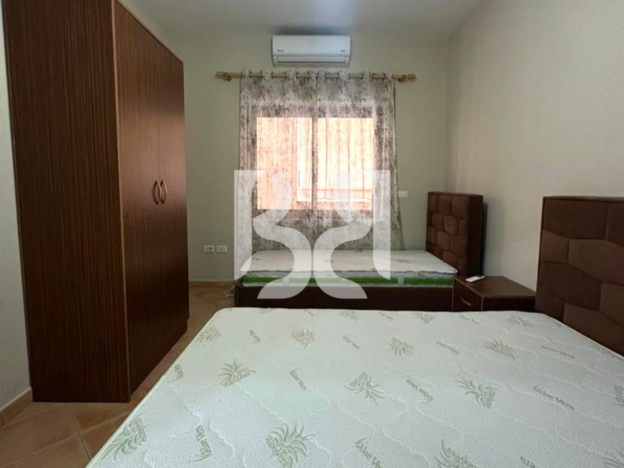 JEPET APARTAMENT 2+1+2 ME QIRA RRUGA BARRIKADAVE