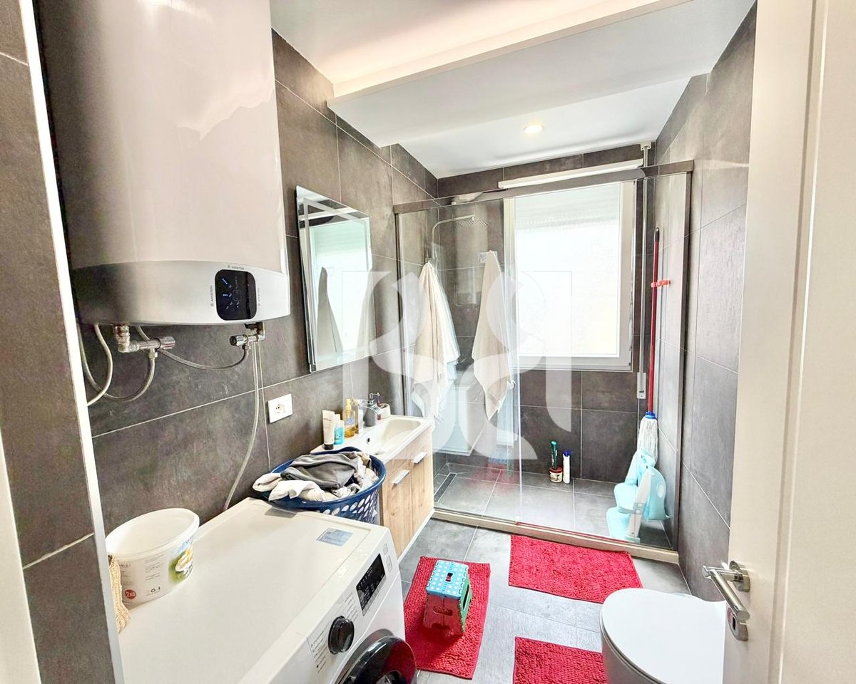 APARTAMENT ME QERA TEK ISH TREGU ELEKTRIK 2+1