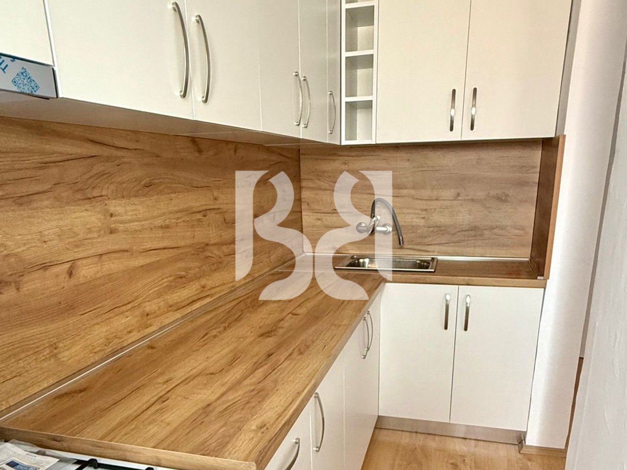 1+1 APARTMENT FOR RENT ON BARDHYL STREET.