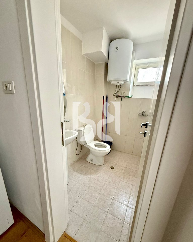 1+1 APARTMENT FOR RENT ON BARDHYL STREET.