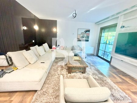 VILE PREMIUM + 2 POSTE PARKIMI ME QERA TEK LONG HILL RESIDENCE, TEG