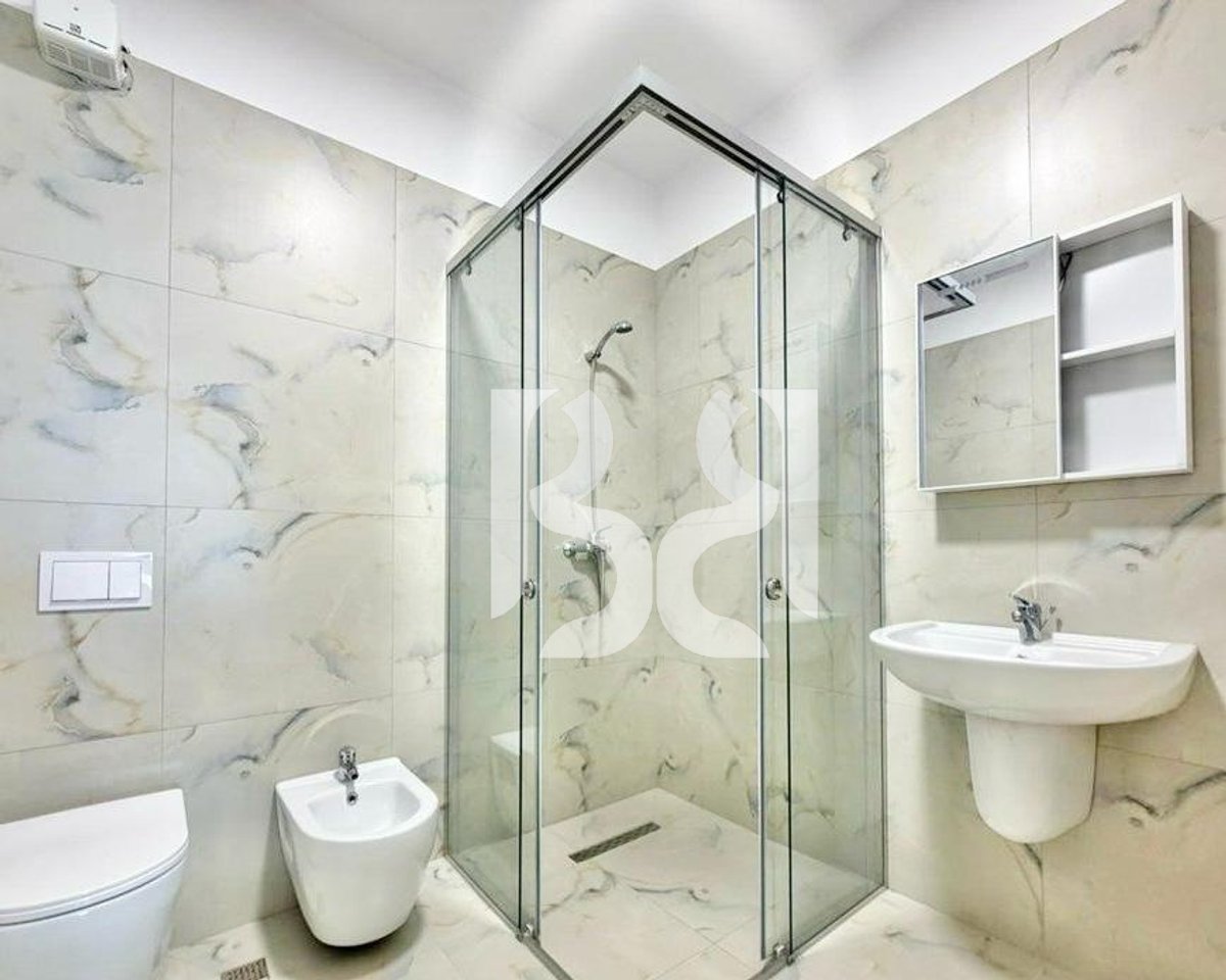 APPARTAMENTO IN AFFITTO 2+1+2 VICINO AL NUOVO MERCATO