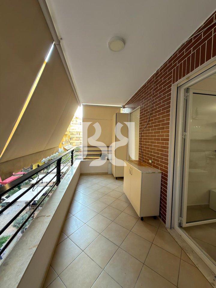 JEPET APARTAMENT 2+1+POST PARKIMI TEK KODRA E DIELLIT**