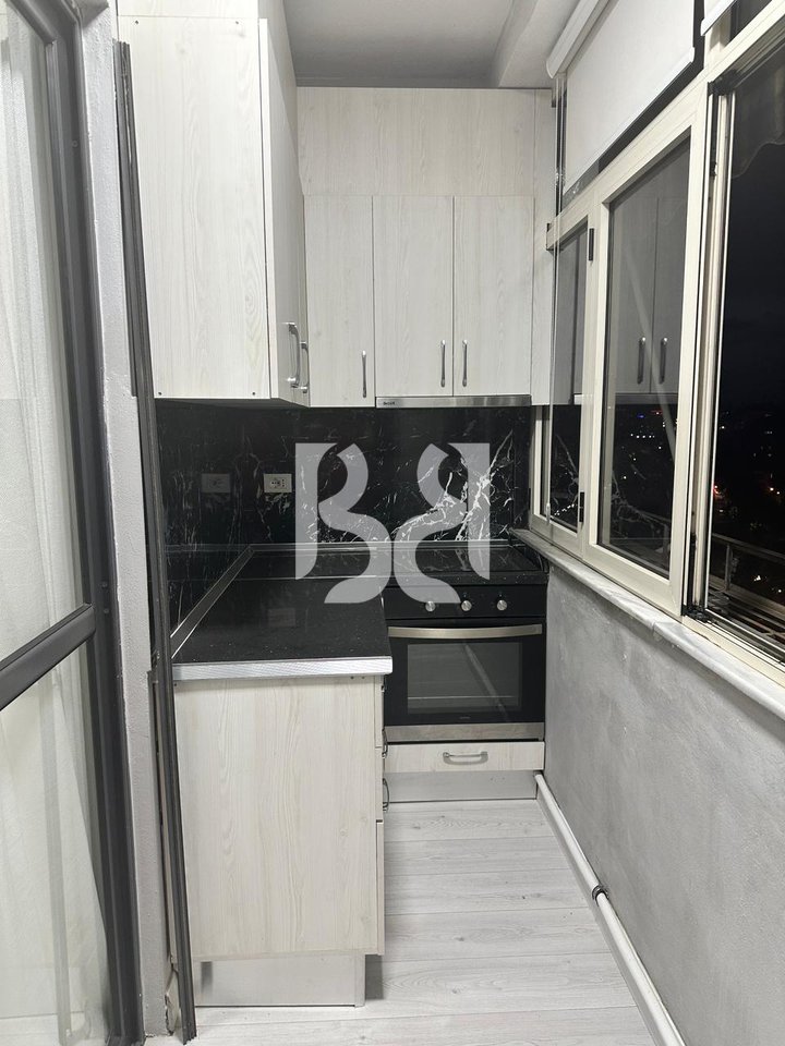 JEPET APARTAMENT 2+1 ME QIRA PRANE MATERNITETIT TE RI*