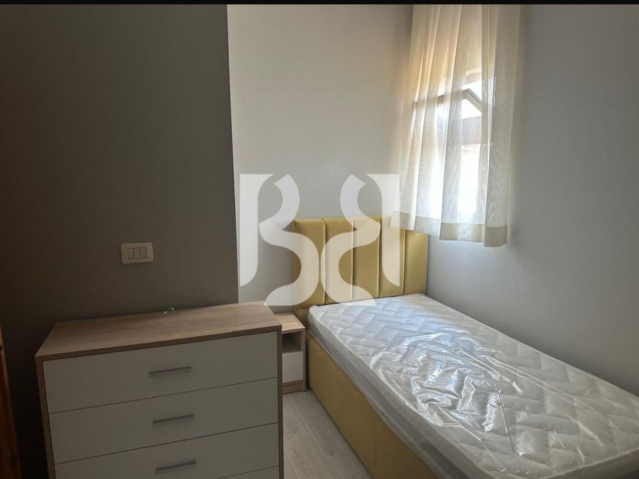 JEPET APARTAMENT 2+1 ME QIRA PRANE MATERNITETIT TE RI*