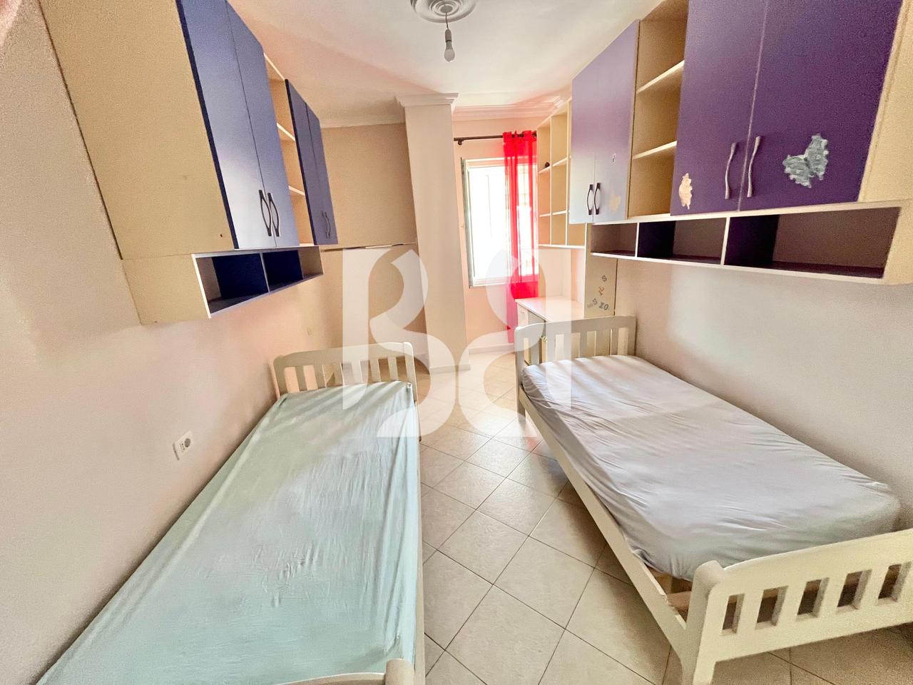 APARTAMENT ME QIRA 2+1+2 YZBERISHT 45,000 LEKE*