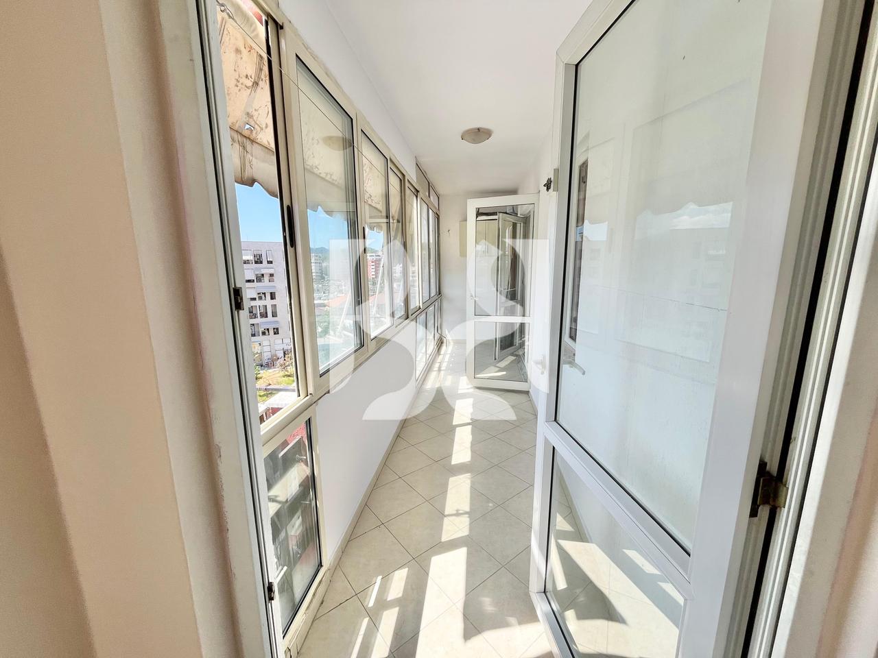 APARTAMENT ME QIRA 2+1+2 YZBERISHT 45,000 LEKE*