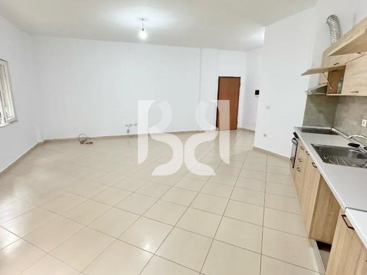 IN AFFITTO APPARTAMENTO 2+1 VICINO AL RADISSON DRY LAKE*