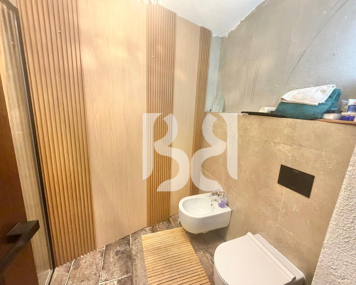 VILE PREMIUM + 2 POSTE PARKIMI ME QERA TEK LONG HILL RESIDENCE, TEG