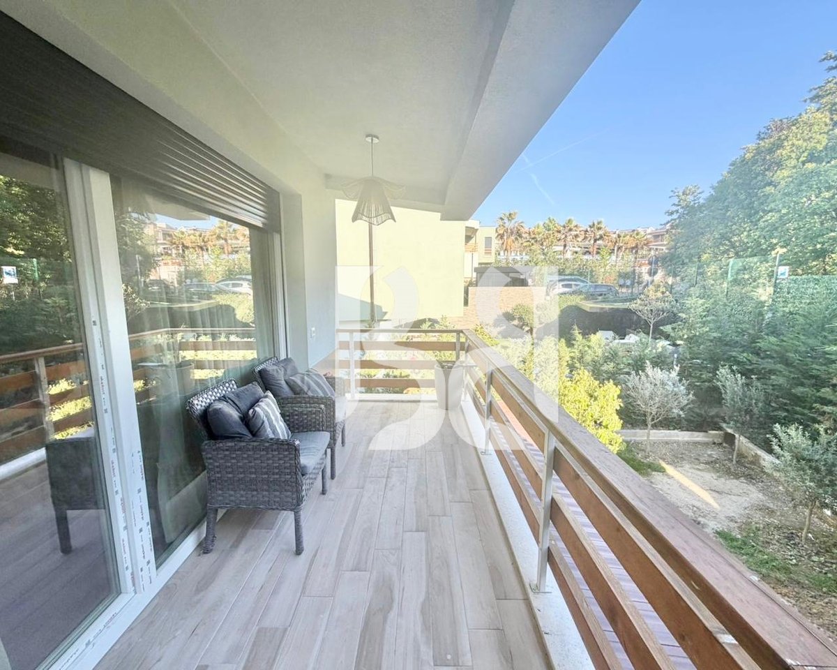 VILE PREMIUM + 2 POSTE PARKIMI ME QERA TEK LONG HILL RESIDENCE, TEG