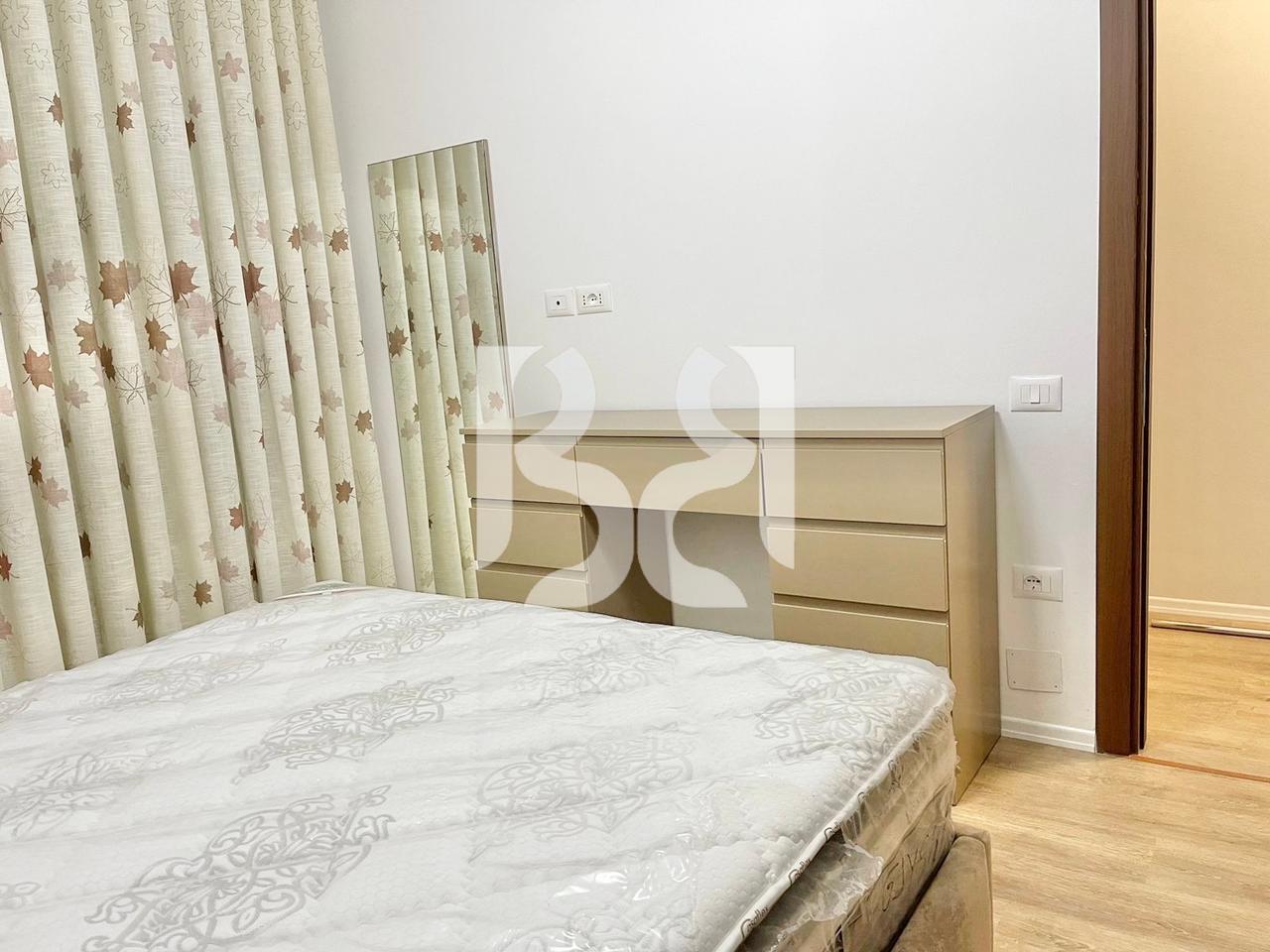 APARTAMENT ME QIRA 2+1+2 ISH FUSHA E AVIACIONIT 70,000 LEKE