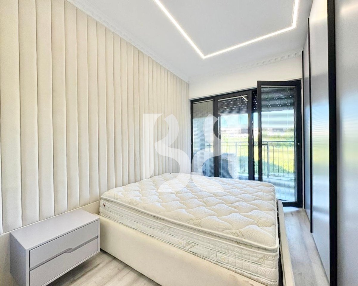 APARTAMENT ME QERA 2+1+2+PARKIM TE LIQENI I THATE